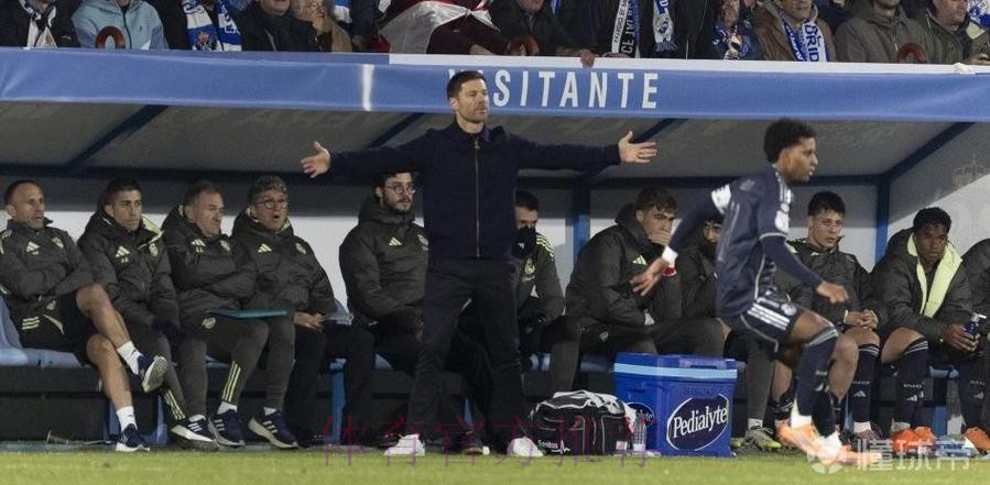 马卡:虽然在西超杯失利 皇马仍不考虑在冬窗引援 马卡:虽然在西超杯失利 皇马仍不考虑在冬窗引援