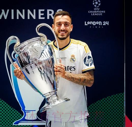 记者：皇马将买断并续约34岁的何塞卢一个赛季